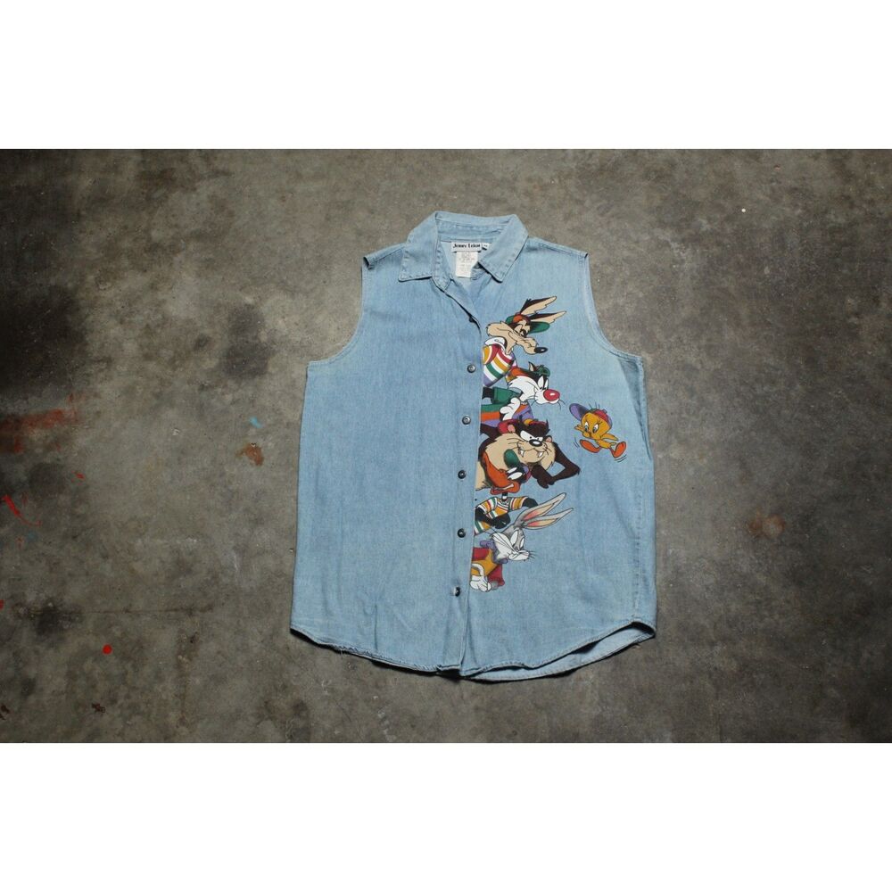 Vintage 90's USA-Made Distressed Jerry Leigh Looney Tunes Denim Shirt - Medium